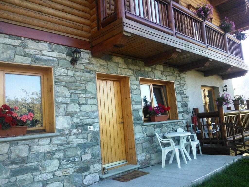 Apartmán Casa Adriana Saint-Vincent Exteriér fotografie